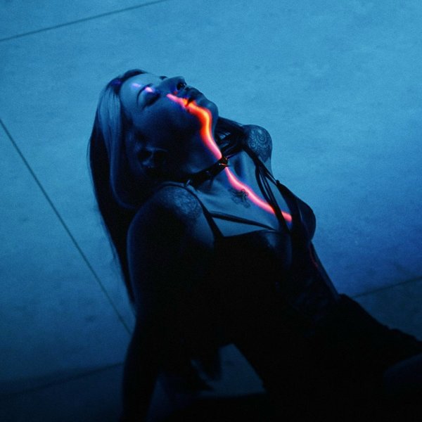Trapped cover